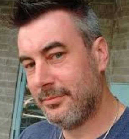 <em><strong>Carlos M.</strong></em>